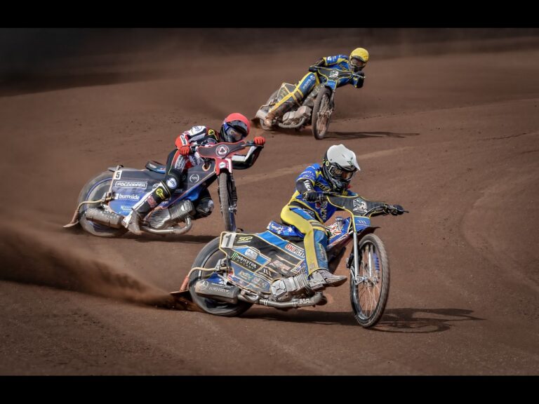 Highly Commended - Churning the grit by Rob Totty