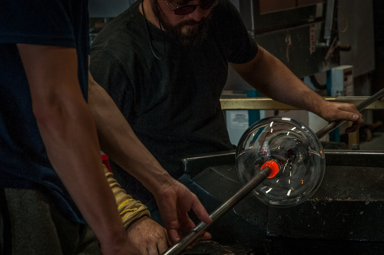 1st Place David Kelly - Creating a Glass Lampshade (3)