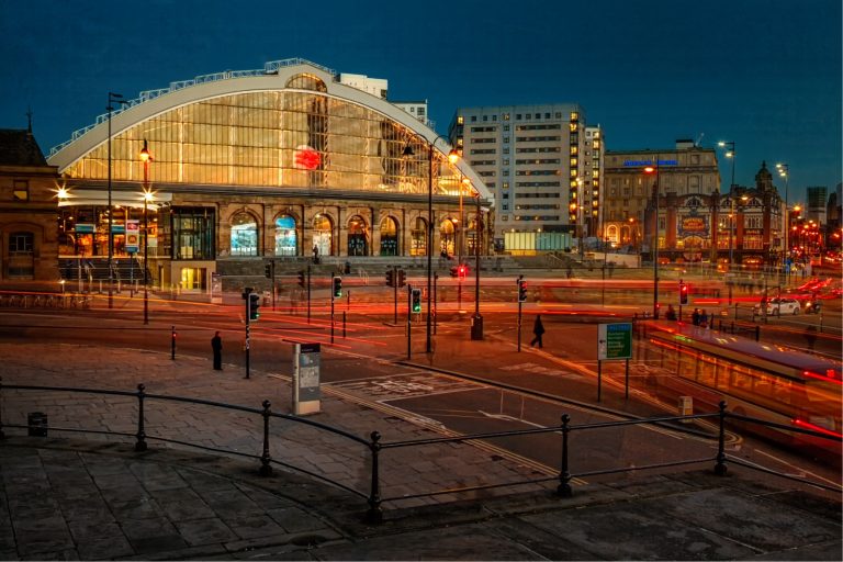 Highly Commended_LIME STREET STATION_Bernard Burns
